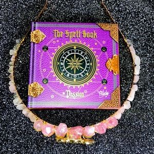 🌟Spell Book Eyeshadow Palette